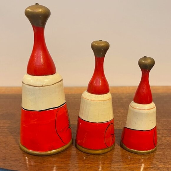 Set of 3 Vintage Graduated Wooden Christmas Santa Claus Bells - Picture 5 of 6